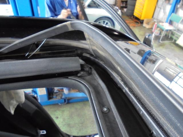 BMW X3(F25)室内水濡れ点検、修理、サンルーフドレン詰まり清掃