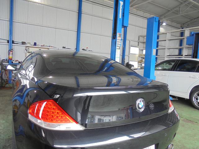 BMW ６４５ci （E６３）エンブレム交換（フロント、リア）BMW純正エンブレム　劣化交換