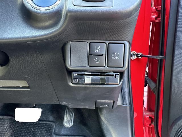 トヨタ　アクア　ＴＶキット、ミラー型ドラレコ、ＥＴＣ取付依頼　茨城県　水戸市　青柳町　那珂市　　ひたちなか市　茨城町　笠間市　城里町　常陸太田市　常陸大宮市　日立市