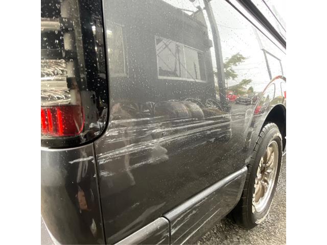 トヨタ　ハイエース鈑金修理依頼　茨城県水戸市青柳町　那珂市　ひたちなか市　笠間市　茨城町　城里町　日立市　常陸大宮市　常陸太田市