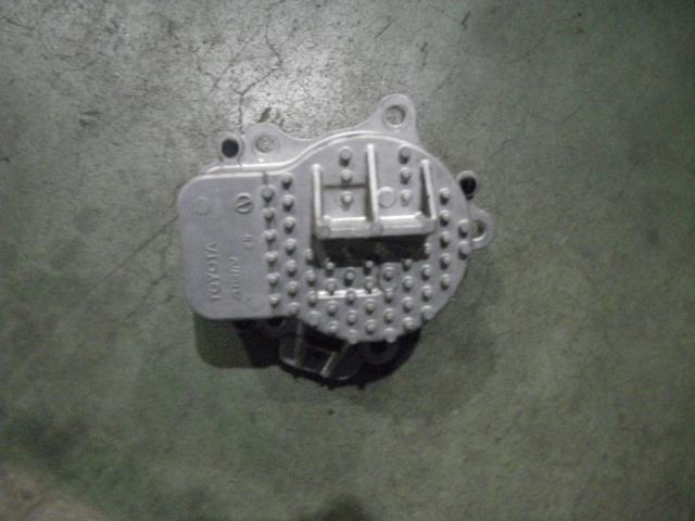 トヨタ　アクア　車検  　ウオーターポンプ交換