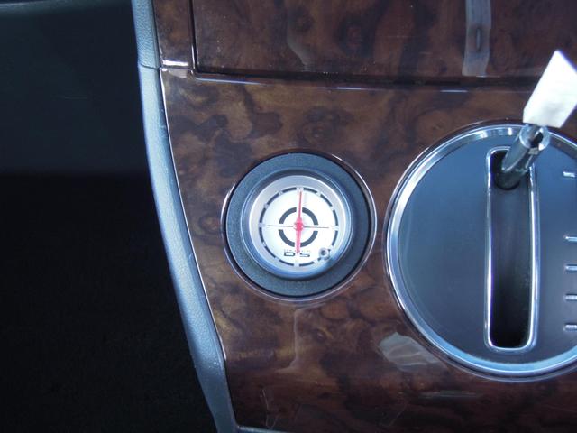 純正アナログクロック取付(CV4WデリカD5)