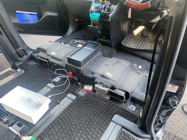 エスクァイア HV ハイブリッドバッテリー 修理 交換 ハイブリッドシステムチェック エンジンシステムチェック PCSシステムチェク ハイブリッド車 リビルトバッテリー 栃木県 宇都宮市 日帰り作業可能 埼玉 茨城 千葉 群馬 東京 神奈川