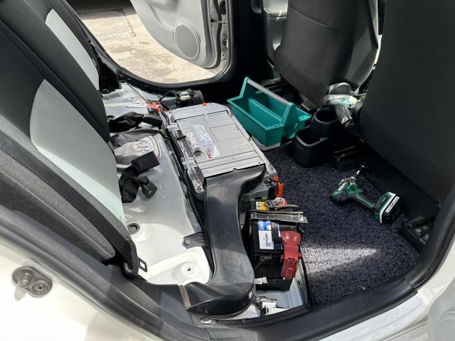 アクア　電装系修理アクア NHP10 ハイブリッドバッテリー 修理 交換　ハイブリッドシステムチェック　エンジンシステムチェックハイブリッド車　リビルトHVバッテリー　栃木県 燃費回復 埼玉 茨城 群馬 東京 千葉 EHV ZVW30