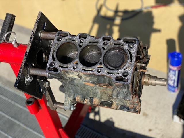 スズキ ジムニー エンジンオーバーホール F6A JA11 邑楽 大泉 スズキ ジムニー エンジンオーバーホール F6A JA11 邑楽 大泉