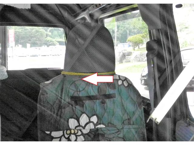 ハイゼットカーゴ  ガラスのキズリペアとオアシス車検