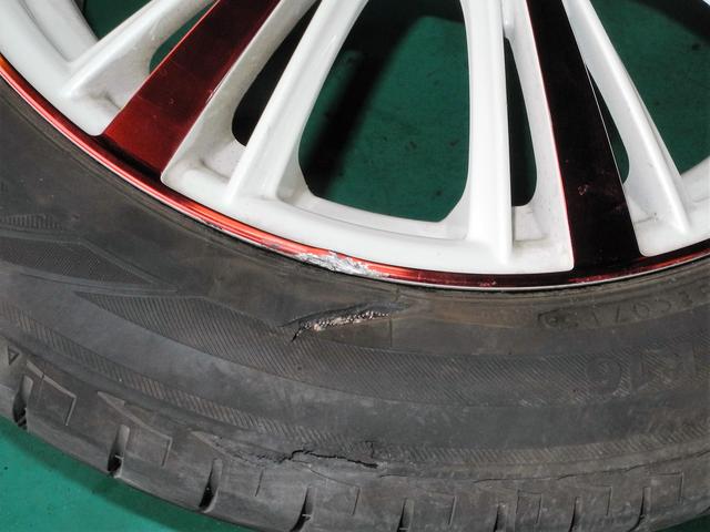 ノート（E12）  タイヤの交換とアルミホイールの点検