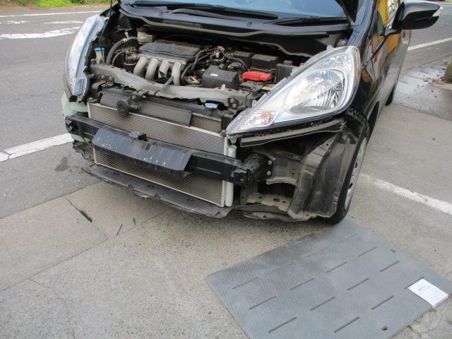 ホンダ　フィット　板金塗装　その１　群馬県　前橋市　車のことならタカミザワモータース