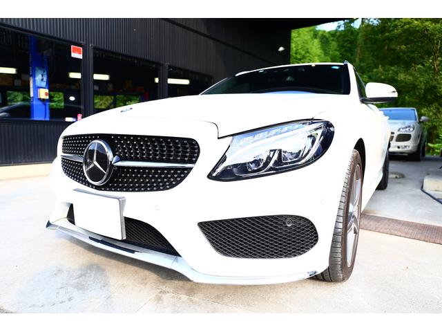 メルセデスベンツワゴン　C200　S205　フロントグリル交換