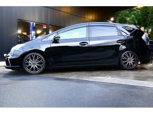 トヨタ　プリウスα　納車直前