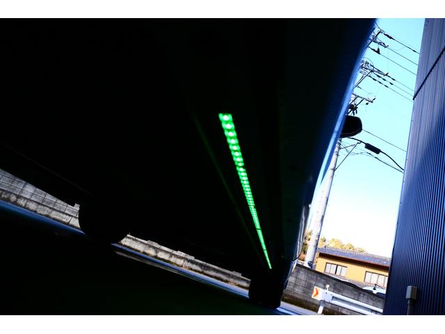 トヨタ　ヴェルファイア　持ち込みLED 取り付け　