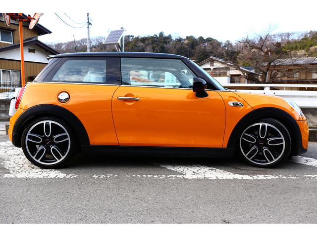 ＭＩＮＩ　クーパーＳ　Ｆ５６　６ＭＴ　入庫販売！
