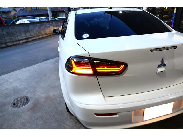 三菱　ギャランフォルティス　持ち込み　社外テール　取り付け
