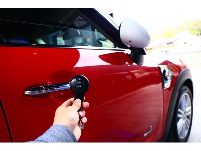 BMW　ミニ　クロスオーバーハイブリッド　デイライトON/OFF表示コーディング　ミラードロップコーディング　ミラー格納時間短縮コーデイング　ライトフォグ連動コーディング