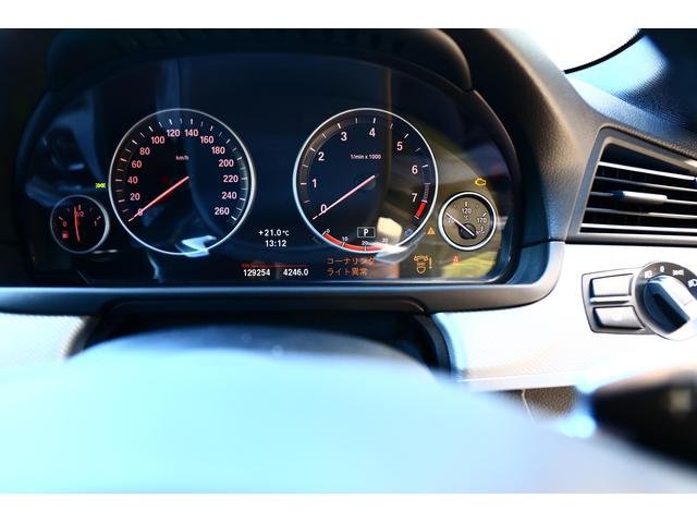BMW　5シリーズ　F系　ヘッドライト異常　ヘッドライトモジュール　ベルト　テンショナー　交換