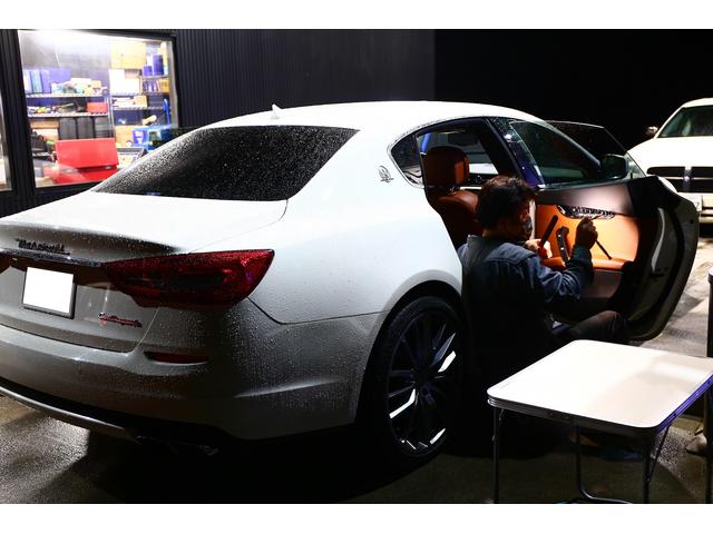 マセラティ　クアトロポルテ　ＧＴＳ　リアドアサンシェード不具合