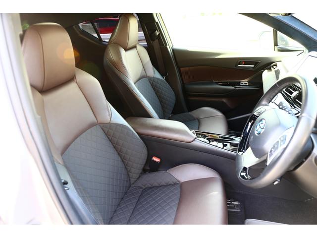 トヨタ　C-HR　G　ZYX10　販売車両　入荷！
