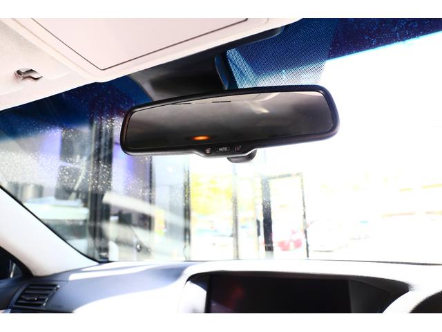 レクサス　LS　600ｈ　ミラー型ドライブレコーダー　取付