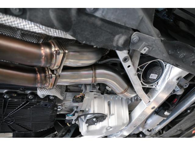 BMW　M4　Competition　持ち込み　ダウンパイプ　センターパイプ交換！