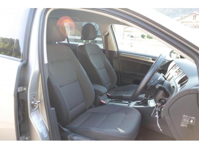 VW　ゴルフ７　販売車両　特選車両