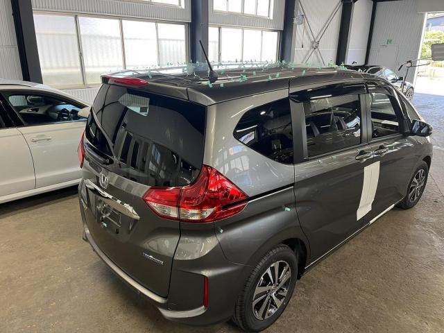 即時入庫可能　Honda　フリード　新車　雹　前橋　玉村　伊勢崎　高崎　藤岡　群馬　栃木　佐野　鹿沼　行田　羽生　加須　久喜　埼玉　北関東　関東