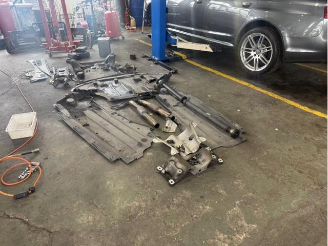 アウディ　Audi　RS6　ミッション　クラッチ　故障　修理　群馬　高崎