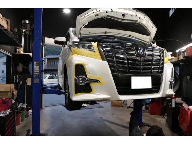 トヨタ　Toyota　アルファード　リアバンパー　交換　保険修理　フロントフォググリル　交換　自費　修理　群馬　高崎