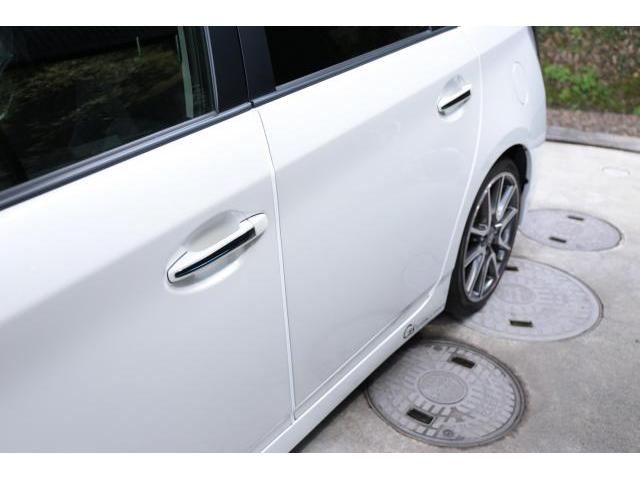 トヨタ　プリウス　持ち込み純正ドルフィンアンテナ＆純正ドアエッジモール交換　30プリウス　トヨタ純正品　群馬県　高崎市　株式会社BLAZE