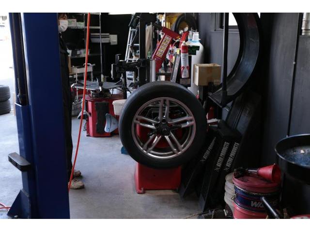 ポルシェ　Porsche　マカン　フロント/235/55 R 19 101Y　リヤ/255/50 R 19 103Y　認証タイヤ　バルブ　持ち込み　コンチネンタル　群馬　高崎