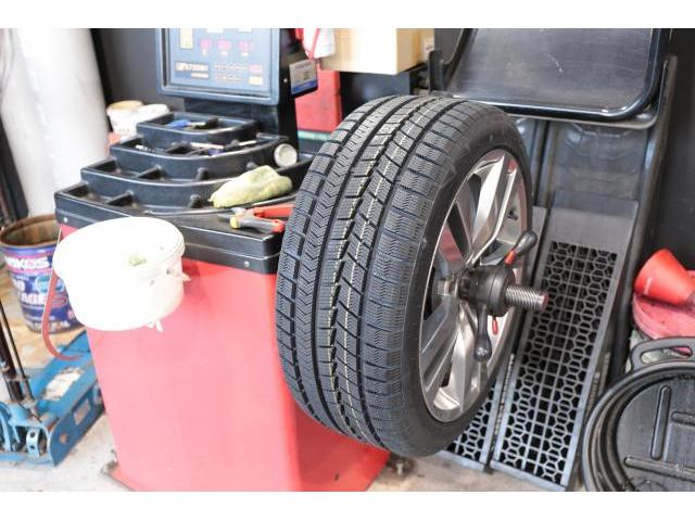 冬用タイヤの準備　お早めに！　スタッドレスタイヤ　組み替え　セット交換　降雪への備えはお済みですか？　群馬県　高崎市　　株式会社BLAZE