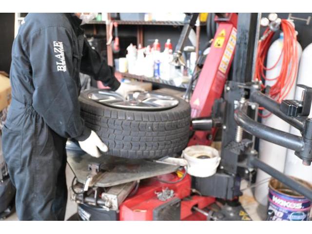 冬用タイヤの準備　お早めに！　スタッドレスタイヤ　組み替え　セット交換　降雪への備えはお済みですか？　群馬県　高崎市　　株式会社BLAZE