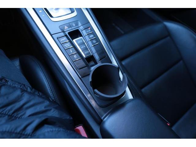 ポルシェ　Porsche　911　ドライブレコーダー　レーダー探知機　カップホルダー　スマホホルダー　持込部品　取り付け　群馬　高崎