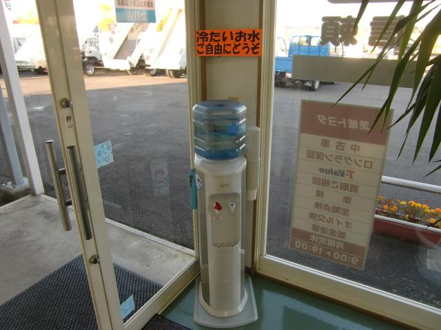 茨城トヨタ自動車(株) バン・トラックセンター(2枚目)