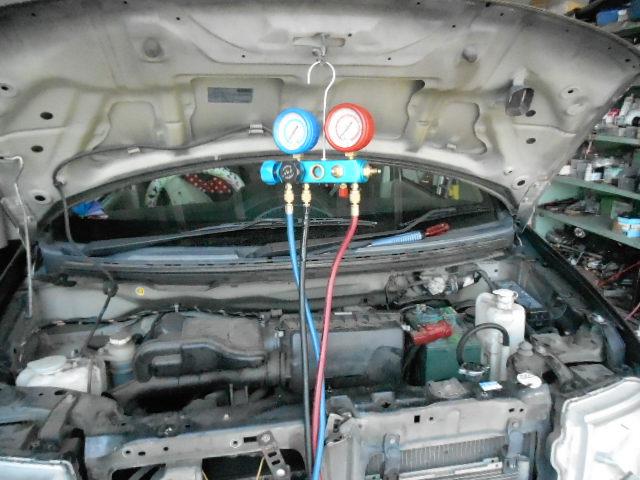 エアコン、低圧ホースとコンデンサー交換