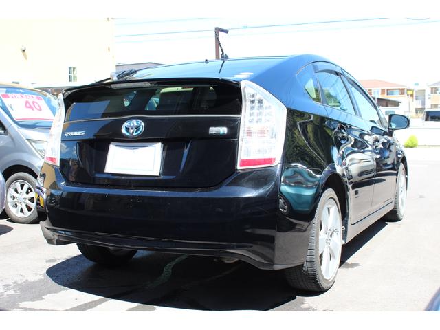 【「車のガラスコーティング」栃木県宇都宮市・鹿沼市ガレージ　シースワロー】～「トヨタ　プリウス」年式が古くても、過走行車でも色艶復活！～