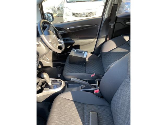 【作業メニュー：「車のシート洗浄&消臭・除菌」吐瀉物による汚れやシミを除去！消臭・除菌施工！　ホンダ　フィット（GK3）】～栃木県鹿沼市・宇都宮市「ガレージ　シースワロー」～