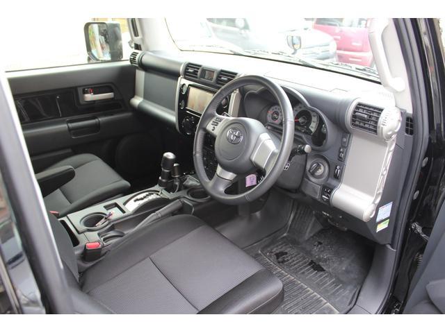 【「車検整備」「トヨタ　FJクルーザー（GSJ15）」　機関だけでなく内装・外装のメンテナンスも！】～【栃木県鹿沼市・宇都宮市「ガレージ　シースワロー」作業メニュー～