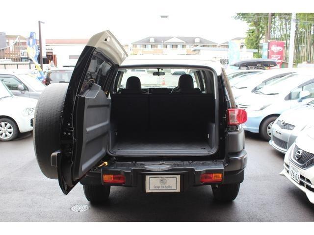 【「車検整備」「トヨタ　FJクルーザー（GSJ15）」　機関だけでなく内装・外装のメンテナンスも！】～【栃木県鹿沼市・宇都宮市「ガレージ　シースワロー」作業メニュー～