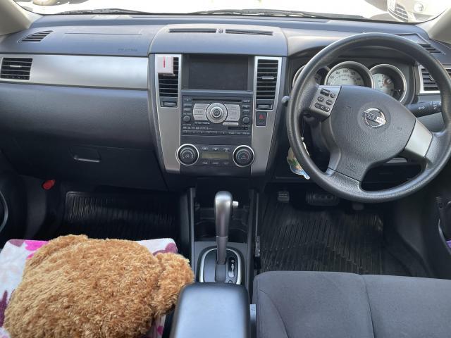 【「車検整備」日産　ティーダ（C11）15SプラスHDDナビSP　ブラック　機関だけでなく内外装のメンテナンスも！】～【栃木県鹿沼市・宇都宮市「ガレージ　シースワロー」作業メニュー～