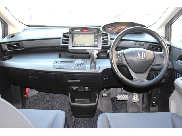 【作業メニュー：「車の鏡面磨き＆ポリマー施工・内装クリーニング」ホンダ　フリード（GB3）】～栃木県宇都宮市・鹿沼市ガレージ　シースワロー～