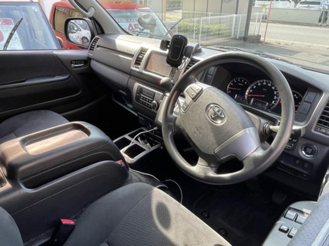 【「車検整備」トヨタ　ハイエースバン（KDH206V）　機関だけでなく内外装のメンテナンスも！】～【栃木県鹿沼市・宇都宮市「ガレージ　シースワロー」作業メニュー～