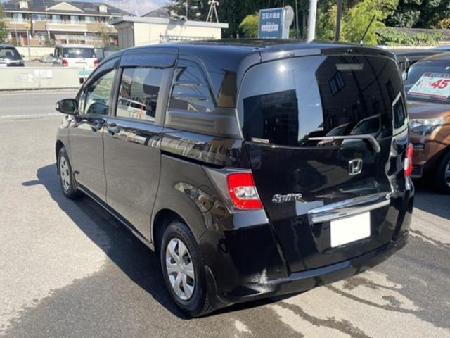 【作業メニュー：「外装の鏡面磨き・内装クリーニング」ホンダ　フリードスパイク（GB3）ブラック】～栃木県宇都宮市・鹿沼市ガレージ　シースワロー～