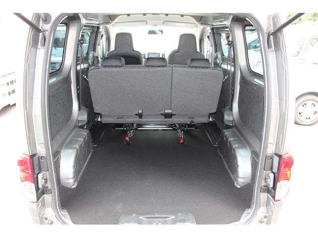 【作業メニュー：「外装の鏡面磨き・内装クリーニング」日産　NV200バネットバン（VM20）】～栃木県宇都宮市・鹿沼市ガレージ　シースワロー～