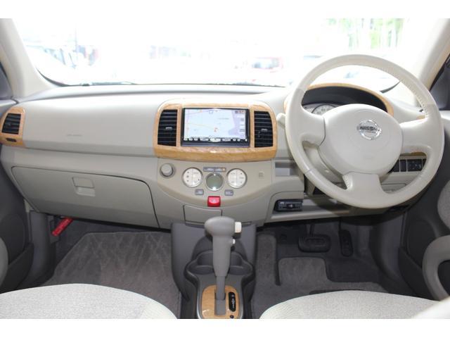 【作業メニュー：「外装の鏡面磨き・内装クリーニング」日産　マーチ（AK12）】～栃木県宇都宮市・鹿沼市ガレージ　シースワロー～