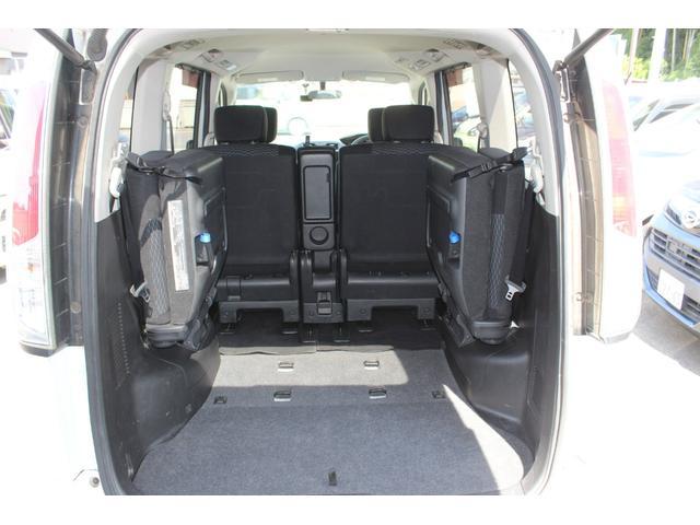 【作業メニュー：「外装の鏡面磨き・内装クリーニング」日産　セレナ（C25）】～栃木県宇都宮市・鹿沼市ガレージ　シースワロー～