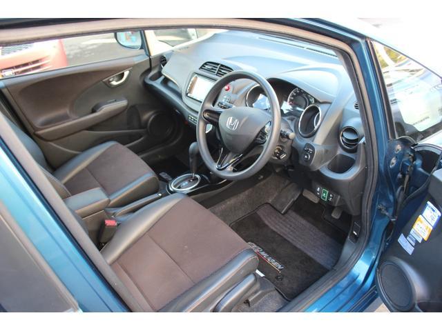 【作業メニュー：「外装の鏡面磨き・内装クリーニング」ホンダ　フィットシャトル（GG7）】～栃木県宇都宮市・鹿沼市ガレージ　シースワロー～