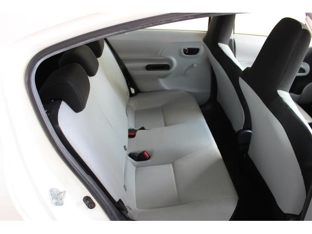 【作業メニュー：「外装の鏡面磨き・内装クリーニング」トヨタ　アクア（NHP10）】～栃木県宇都宮市・鹿沼市ガレージ　シースワロー～