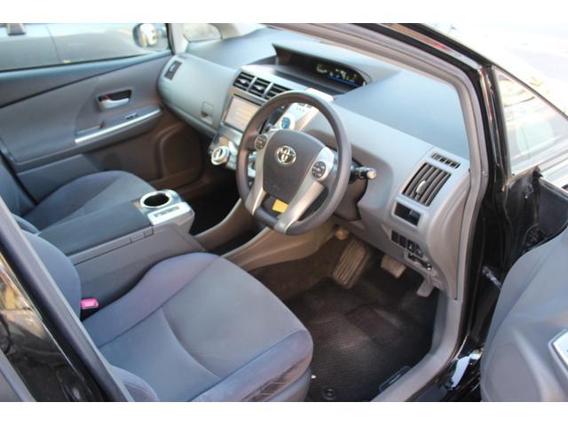 【作業メニュー：「外装の鏡面磨き・内装クリーニング」トヨタ　プリウスα（ZVW41W）】～栃木県宇都宮市・鹿沼市ガレージ　シースワロー～