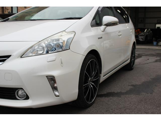 【作業メニュー：「外装の鏡面磨き・内装クリーニング」トヨタ　プリウスα（ZVW41W）】～栃木県宇都宮市・鹿沼市ガレージ　シースワロー～