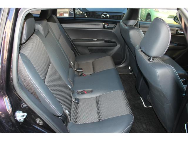 【作業メニュー：「外装の鏡面磨き・内装クリーニング」トヨタ　カローラフィールダーハイブリッド（NKE165G)】～栃木県宇都宮市・鹿沼市ガレージ　シースワロー～